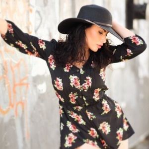 Floral romper size S